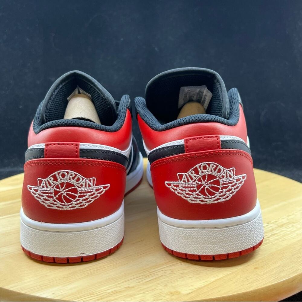 Nike Air Jordan 1 Low Shoes Bred Toe Black Red White 553558-612 Men's NEW Sz 13 - Picture 4 of 9